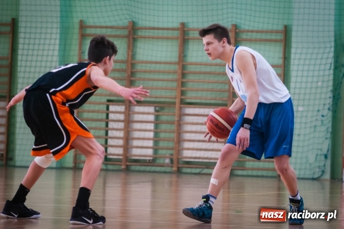 Zdjęcie w galerii na portalu naszraciborz.pl: Nieudana niedziela młodych koszykarzy Ofensywy wiadomości z regionu