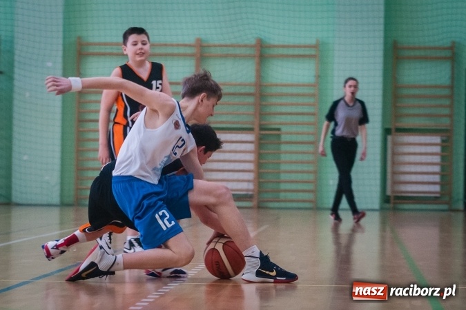 Zdjęcie w galerii na portalu naszraciborz.pl: Nieudana niedziela młodych koszykarzy Ofensywy wiadomości z regionu