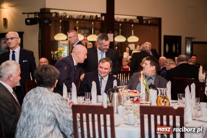 Zdjęcie w galerii na portalu naszraciborz.pl: Gala MIESZKO AD 2016 - nagrody starosty wręczone laureatom wiadomości z regionu