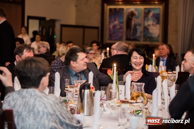 Zdjęcie w galerii na portalu naszraciborz.pl: Gala MIESZKO AD 2016 - nagrody starosty wręczone laureatom wiadomości z regionu