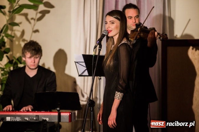 Zdjęcie w galerii na portalu naszraciborz.pl: Gala MIESZKO AD 2016 - nagrody starosty wręczone laureatom wiadomości z regionu