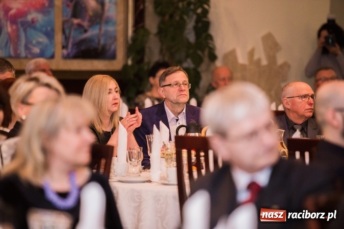 Zdjęcie w galerii na portalu naszraciborz.pl: Gala MIESZKO AD 2016 - nagrody starosty wręczone laureatom wiadomości z regionu