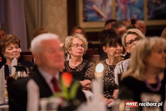 Zdjęcie w galerii na portalu naszraciborz.pl: Gala MIESZKO AD 2016 - nagrody starosty wręczone laureatom wiadomości z regionu