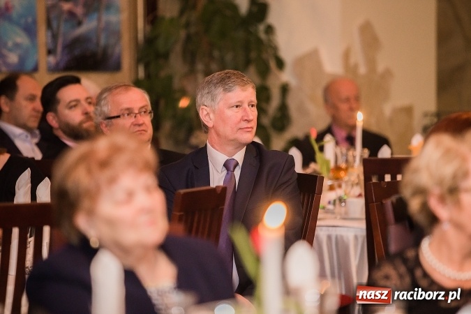 Zdjęcie w galerii na portalu naszraciborz.pl: Gala MIESZKO AD 2016 - nagrody starosty wręczone laureatom wiadomości z regionu