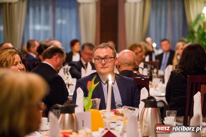 Zdjęcie w galerii na portalu naszraciborz.pl: Gala MIESZKO AD 2016 - nagrody starosty wręczone laureatom wiadomości z regionu