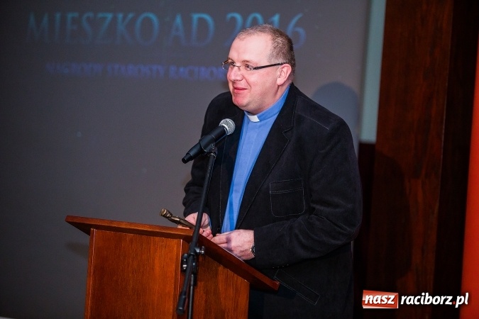 Zdjęcie w galerii na portalu naszraciborz.pl: Gala MIESZKO AD 2016 - nagrody starosty wręczone laureatom wiadomości z regionu