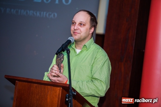 Zdjęcie w galerii na portalu naszraciborz.pl: Gala MIESZKO AD 2016 - nagrody starosty wręczone laureatom wiadomości z regionu