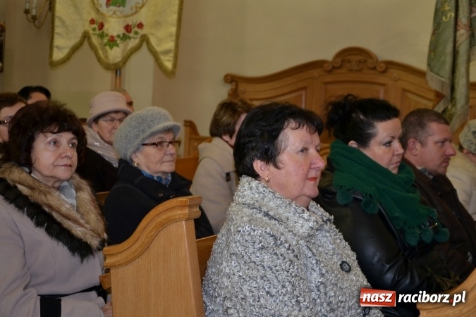 Zdjęcie w galerii na portalu naszraciborz.pl: Orkiestra z Krzyżanowic kolędowała w Bieńkowicach wiadomości z regionu