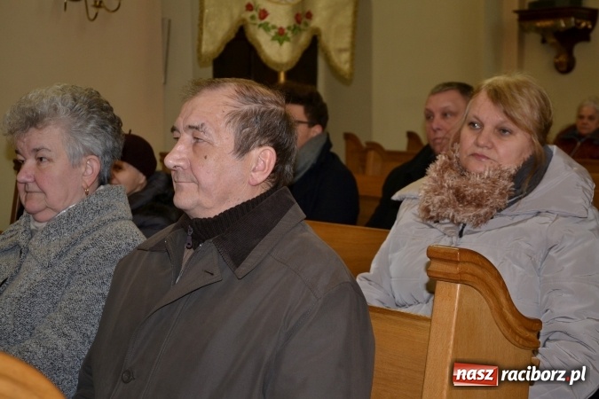 Zdjęcie w galerii na portalu naszraciborz.pl: Orkiestra z Krzyżanowic kolędowała w Bieńkowicach wiadomości z regionu