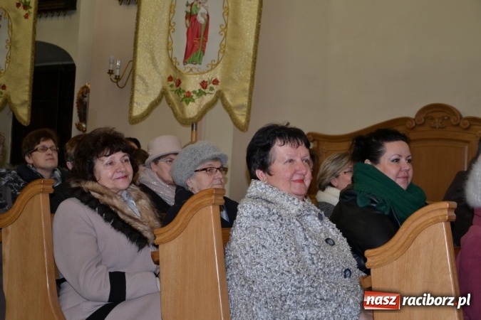 Zdjęcie w galerii na portalu naszraciborz.pl: Orkiestra z Krzyżanowic kolędowała w Bieńkowicach wiadomości z regionu