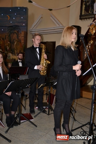 Zdjęcie w galerii na portalu naszraciborz.pl: Orkiestra z Krzyżanowic kolędowała w Bieńkowicach wiadomości z regionu