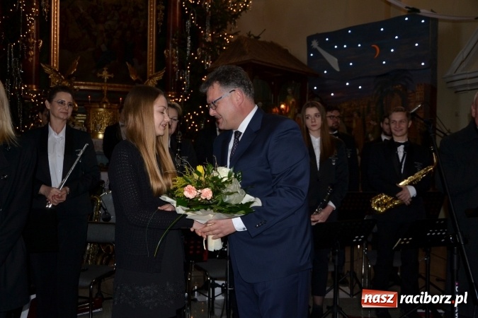 Zdjęcie w galerii na portalu naszraciborz.pl: Orkiestra z Krzyżanowic kolędowała w Bieńkowicach wiadomości z regionu