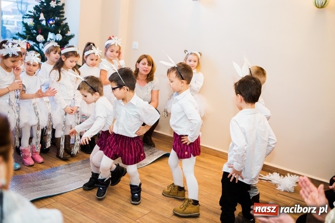 Zdjęcie w galerii na portalu naszraciborz.pl: Dzień Babci i Dziadka w Klubie Seniora wiadomości z regionu