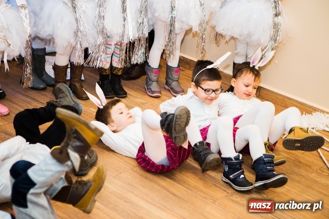 Zdjęcie w galerii na portalu naszraciborz.pl: Dzień Babci i Dziadka w Klubie Seniora wiadomości z regionu