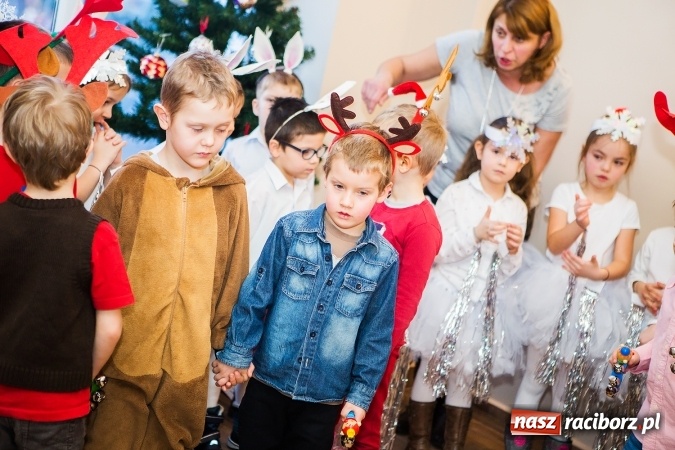 Zdjęcie w galerii na portalu naszraciborz.pl: Dzień Babci i Dziadka w Klubie Seniora wiadomości z regionu