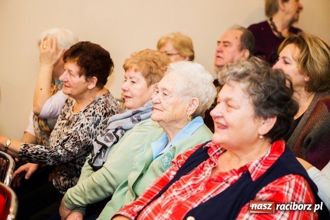 Zdjęcie w galerii na portalu naszraciborz.pl: Dzień Babci i Dziadka w Klubie Seniora wiadomości z regionu