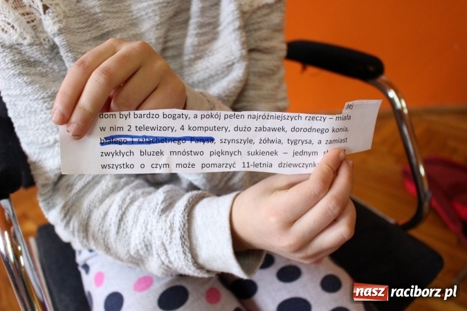 Zdjęcie w galerii na portalu naszraciborz.pl: O Helci, kt&oacute;ra tupała n&oacute;żkami. W Nędzy tworzą literaturę wiadomości z regionu