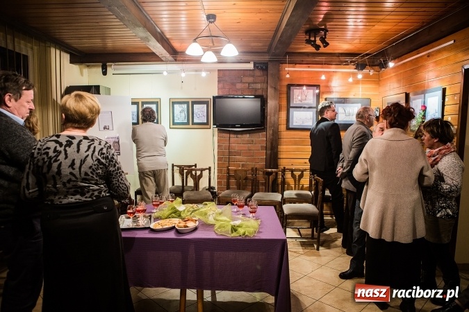 Zdjęcie w galerii na portalu naszraciborz.pl: Wystawa rysunków w raciborskim TMZR wiadomości z regionu