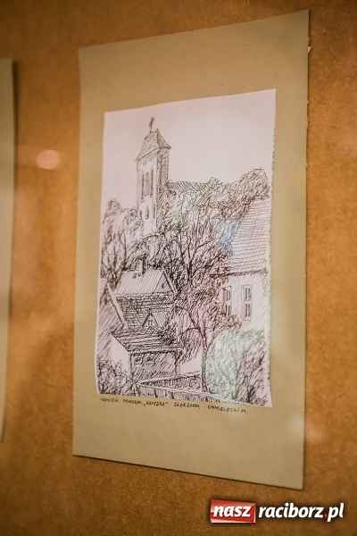 Zdjęcie w galerii na portalu naszraciborz.pl: Wystawa rysunków w raciborskim TMZR wiadomości z regionu