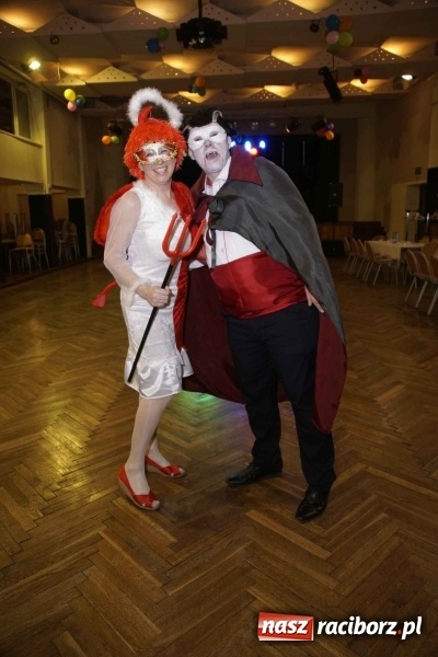 Zdjęcie w galerii na portalu naszraciborz.pl: Asterix, Obelix i przyjaciele, czyli VI Bal Przebierańc&oacute;w w Krzanowicach wiadomości z regionu