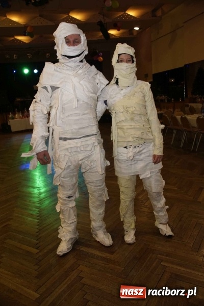 Zdjęcie w galerii na portalu naszraciborz.pl: Asterix, Obelix i przyjaciele, czyli VI Bal Przebierańc&oacute;w w Krzanowicach wiadomości z regionu