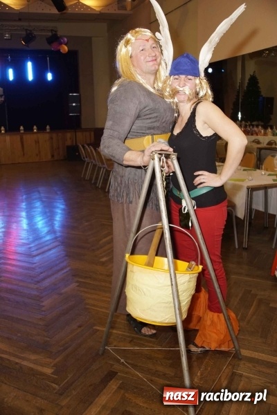 Zdjęcie w galerii na portalu naszraciborz.pl: Asterix, Obelix i przyjaciele, czyli VI Bal Przebierańc&oacute;w w Krzanowicach wiadomości z regionu