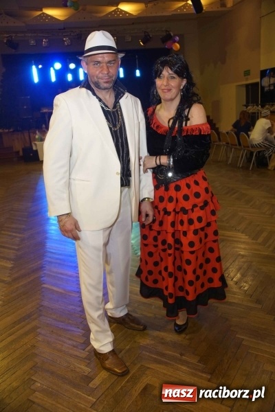 Zdjęcie w galerii na portalu naszraciborz.pl: Asterix, Obelix i przyjaciele, czyli VI Bal Przebierańc&oacute;w w Krzanowicach wiadomości z regionu