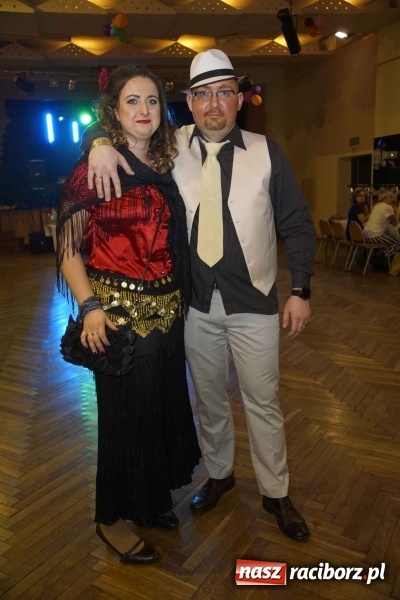 Zdjęcie w galerii na portalu naszraciborz.pl: Asterix, Obelix i przyjaciele, czyli VI Bal Przebierańc&oacute;w w Krzanowicach wiadomości z regionu