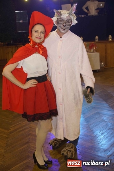 Zdjęcie w galerii na portalu naszraciborz.pl: Asterix, Obelix i przyjaciele, czyli VI Bal Przebierańc&oacute;w w Krzanowicach wiadomości z regionu