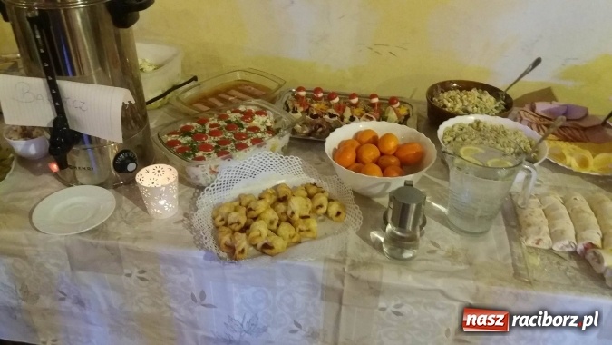 Zdjęcie w galerii na portalu naszraciborz.pl: Asterix, Obelix i przyjaciele, czyli VI Bal Przebierańc&oacute;w w Krzanowicach wiadomości z regionu