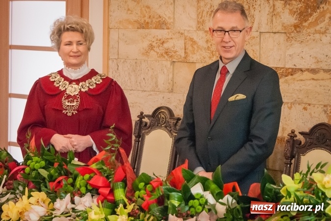 Zdjęcie w galerii na portalu naszraciborz.pl: Dziękuję ci, że nasze małżeństwo było zgodne, szczęśliwe i trwałe... Złote gody w raciborskim USC wiadomości z regionu