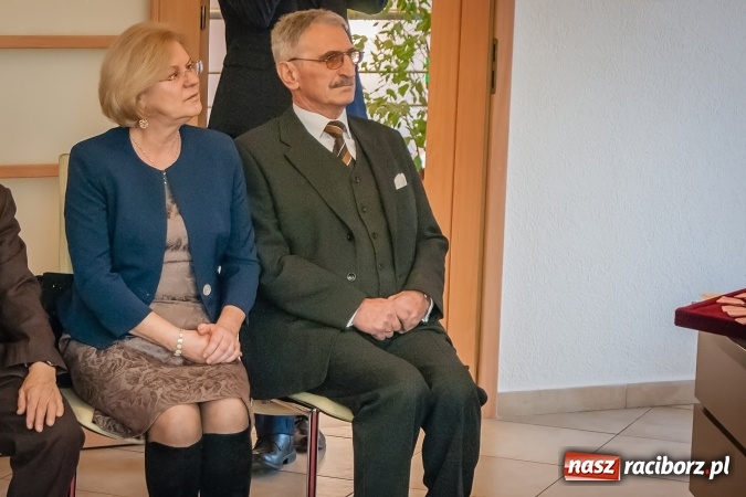 Zdjęcie w galerii na portalu naszraciborz.pl: Dziękuję ci, że nasze małżeństwo było zgodne, szczęśliwe i trwałe... Złote gody w raciborskim USC wiadomości z regionu