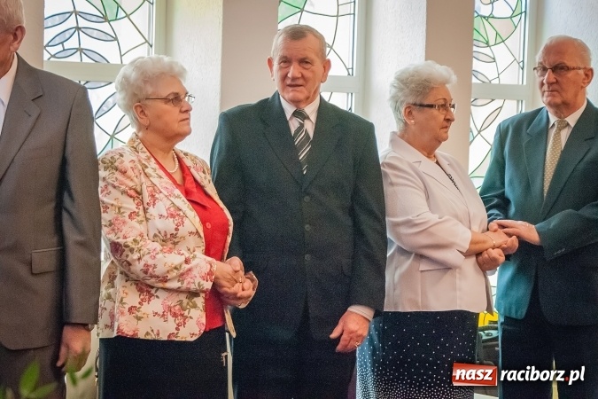 Zdjęcie w galerii na portalu naszraciborz.pl: Dziękuję ci, że nasze małżeństwo było zgodne, szczęśliwe i trwałe... Złote gody w raciborskim USC wiadomości z regionu