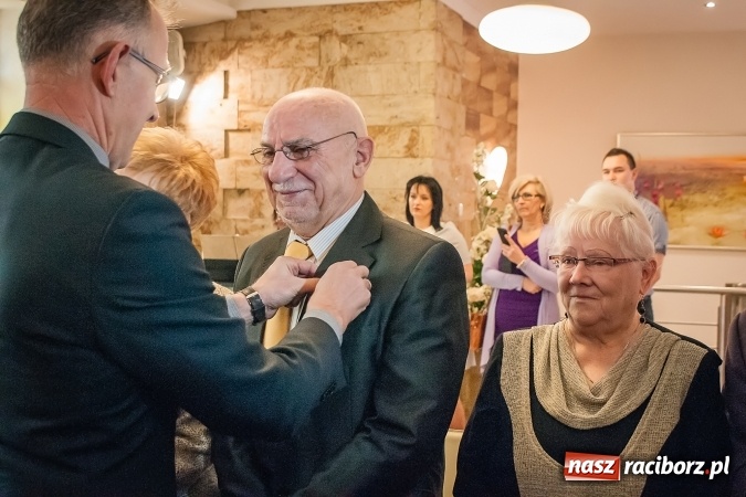 Zdjęcie w galerii na portalu naszraciborz.pl: Dziękuję ci, że nasze małżeństwo było zgodne, szczęśliwe i trwałe... Złote gody w raciborskim USC wiadomości z regionu