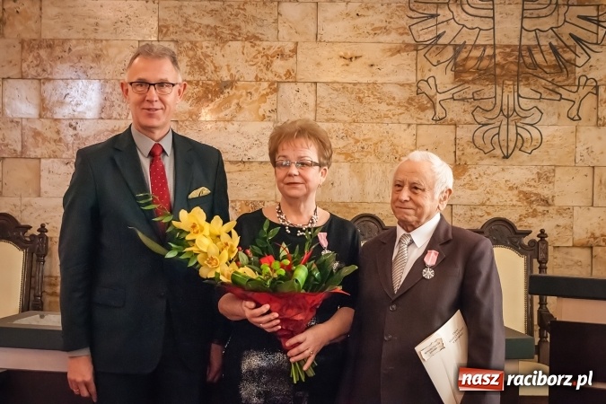 Zdjęcie w galerii na portalu naszraciborz.pl: Dziękuję ci, że nasze małżeństwo było zgodne, szczęśliwe i trwałe... Złote gody w raciborskim USC wiadomości z regionu