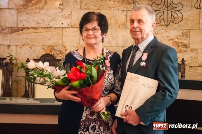 Zdjęcie w galerii na portalu naszraciborz.pl: Dziękuję ci, że nasze małżeństwo było zgodne, szczęśliwe i trwałe... Złote gody w raciborskim USC wiadomości z regionu