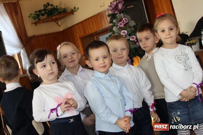 Zdjęcie w galerii na portalu naszraciborz.pl: Seniorzy z Wojnowic spotkali się już po raz dwunasty wiadomości z regionu