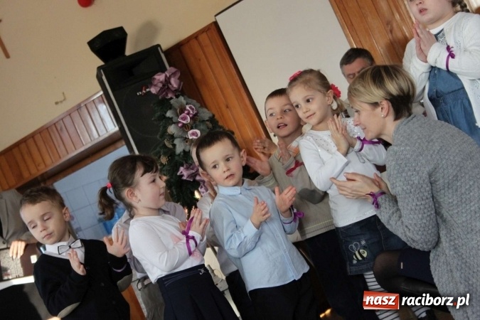 Zdjęcie w galerii na portalu naszraciborz.pl: Seniorzy z Wojnowic spotkali się już po raz dwunasty wiadomości z regionu