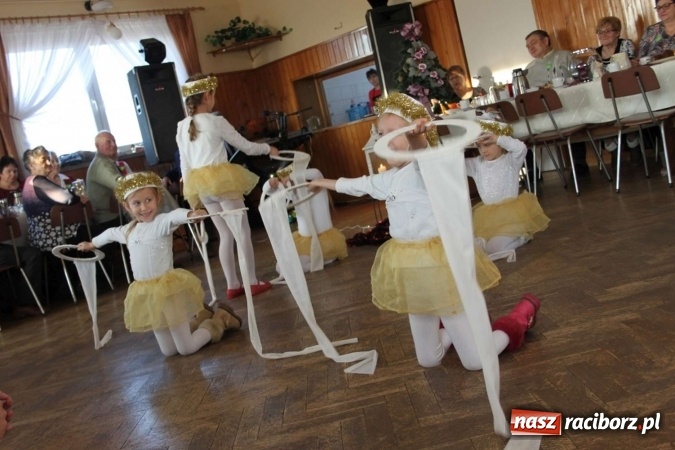 Zdjęcie w galerii na portalu naszraciborz.pl: Seniorzy z Wojnowic spotkali się już po raz dwunasty wiadomości z regionu