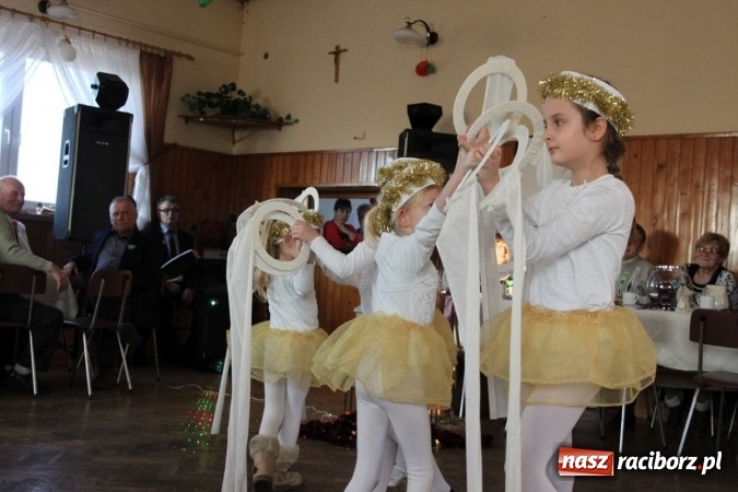 Zdjęcie w galerii na portalu naszraciborz.pl: Seniorzy z Wojnowic spotkali się już po raz dwunasty wiadomości z regionu