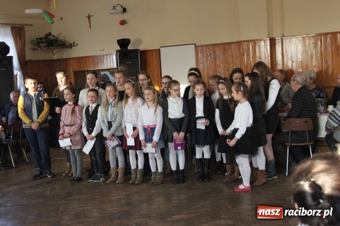 Zdjęcie w galerii na portalu naszraciborz.pl: Seniorzy z Wojnowic spotkali się już po raz dwunasty wiadomości z regionu