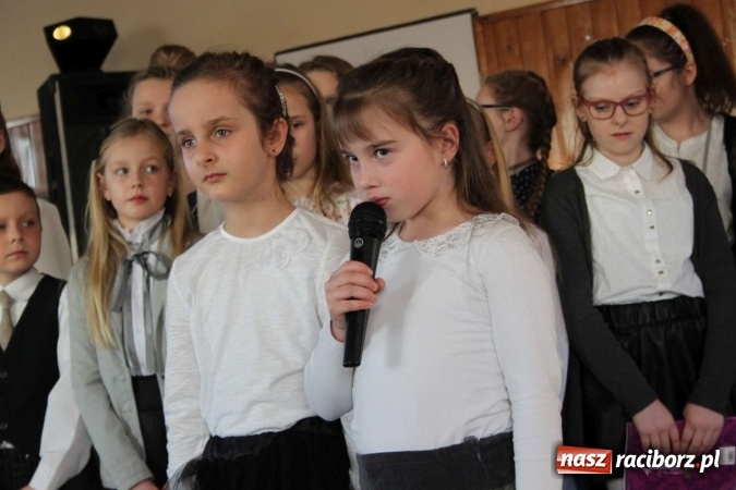 Zdjęcie w galerii na portalu naszraciborz.pl: Seniorzy z Wojnowic spotkali się już po raz dwunasty wiadomości z regionu