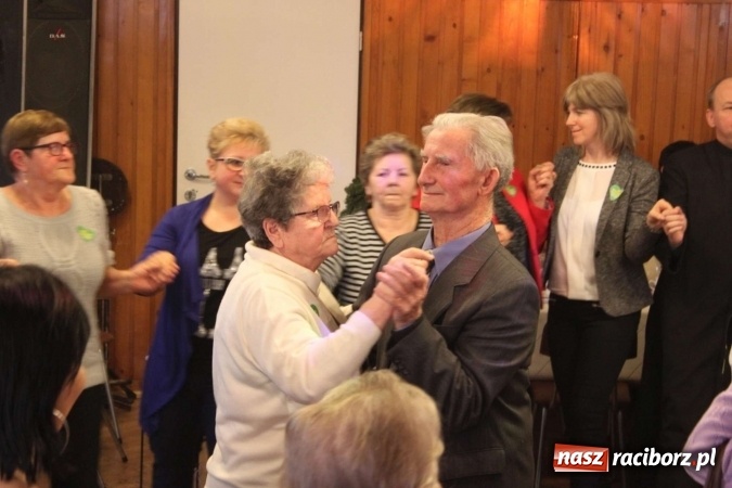 Zdjęcie w galerii na portalu naszraciborz.pl: Seniorzy z Wojnowic spotkali się już po raz dwunasty wiadomości z regionu