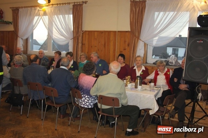 Zdjęcie w galerii na portalu naszraciborz.pl: Seniorzy z Wojnowic spotkali się już po raz dwunasty wiadomości z regionu