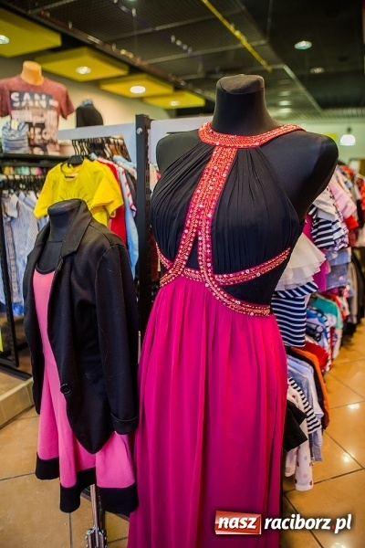 Zdjęcie w galerii na portalu naszraciborz.pl: 1 lutego wielkie otwarcie nowego salonu Raban przy ul. Opawskiej  wiadomości z regionu