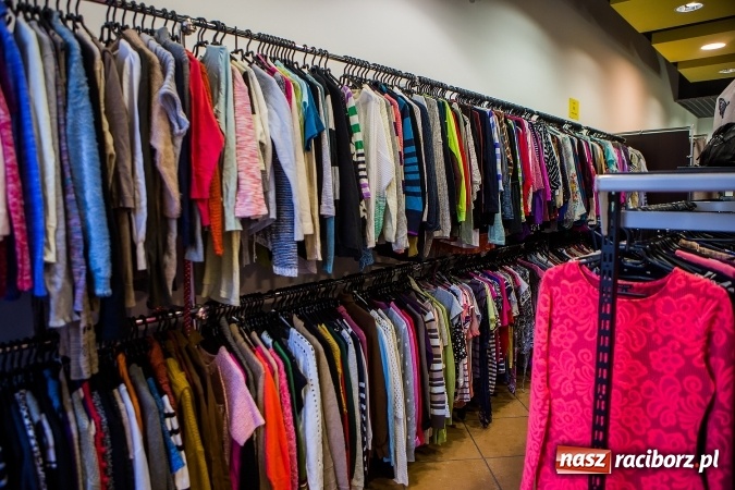 Zdjęcie w galerii na portalu naszraciborz.pl: 1 lutego wielkie otwarcie nowego salonu Raban przy ul. Opawskiej  wiadomości z regionu