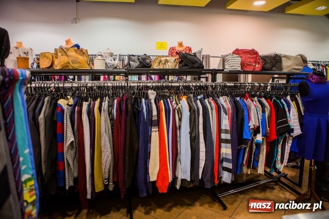 Zdjęcie w galerii na portalu naszraciborz.pl: 1 lutego wielkie otwarcie nowego salonu Raban przy ul. Opawskiej  wiadomości z regionu