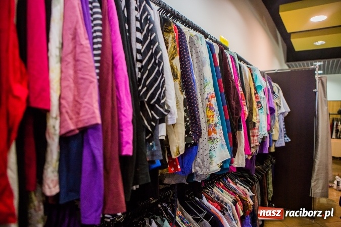 Zdjęcie w galerii na portalu naszraciborz.pl: 1 lutego wielkie otwarcie nowego salonu Raban przy ul. Opawskiej  wiadomości z regionu