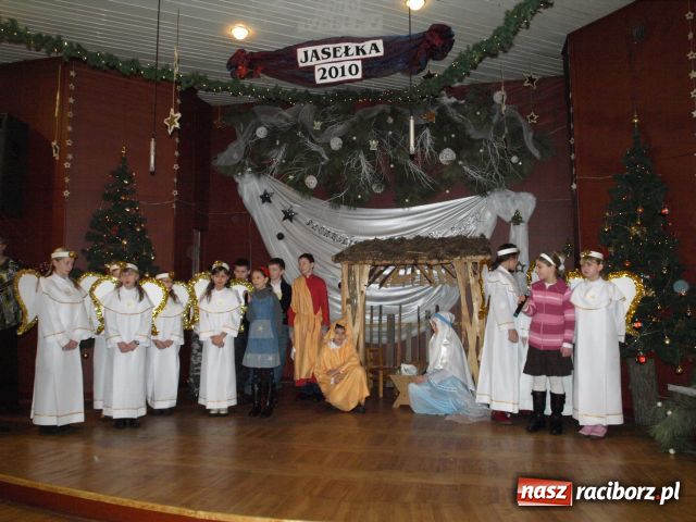 Zdjęcie w galerii na portalu naszraciborz.pl: JASEŁKA 2010 w Tworkowie wiadomości z regionu