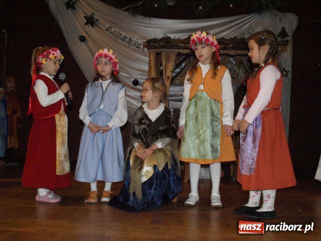 Zdjęcie w galerii na portalu naszraciborz.pl: JASEŁKA 2010 w Tworkowie wiadomości z regionu